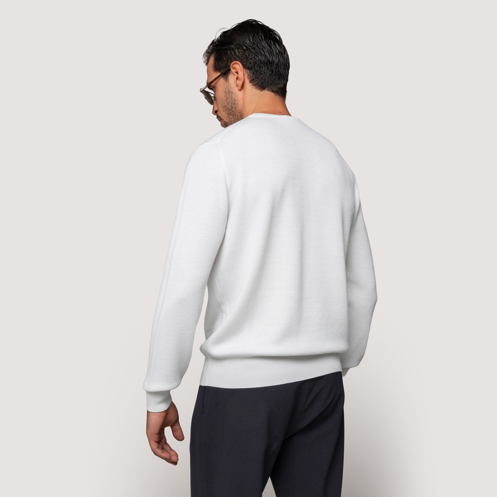 CREW NECK KNITTED SWEATER OFF WHITE IN EXTRAFINE MERINO WOOL - MKN021B FW01 105 : LF Luìs Figo
